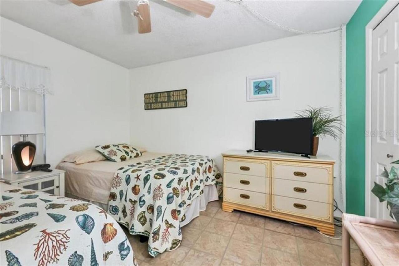 Appartement Siesta Key Escape Ground Floor Steps To Heated Pool And Free Trolley Extérieur photo