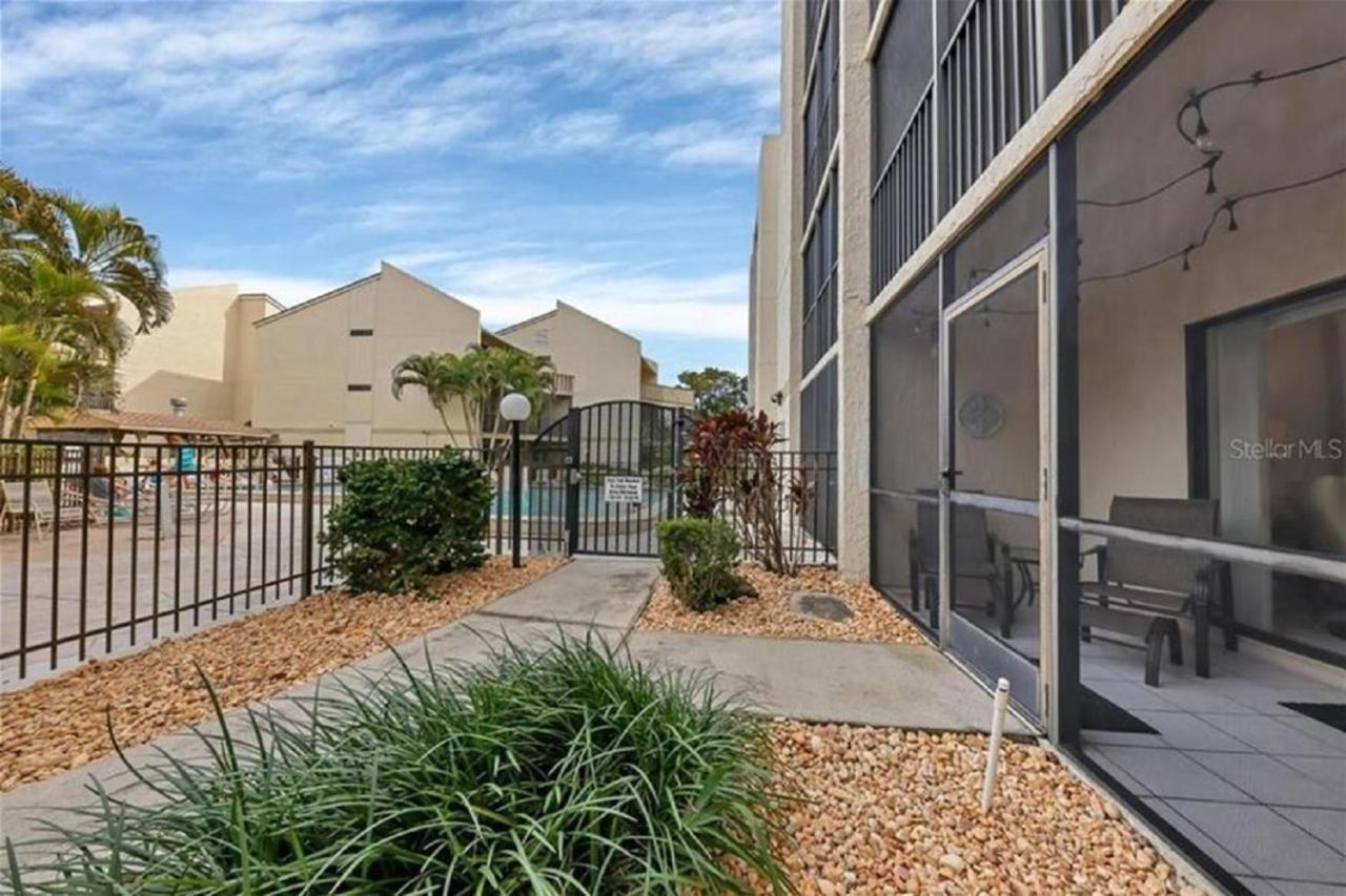 Appartement Siesta Key Escape Ground Floor Steps To Heated Pool And Free Trolley Extérieur photo